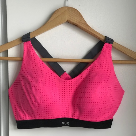 Victoria Secret sports bra - Picture 1 of 2